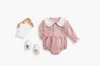 Baby Barnkläder Romper Solid Färg Pet Pan Collar 100 Bomull Långärmad Romper Högkvalitativ Vår Fall Lolita Romper Gratis