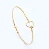 Roestvrij staal Zilver Goud Rose Goud Hartvormige Armband Dames Hart Charm Wire Catch Bangle voor Dames Armbanden