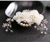 Pettini per capelli da sposa per la sposa Perle Fasce per capelli da sposa in cristallo Festa Copricapo da sposa Fiori di seta Copricapo Gioielli per capelli A8122751