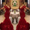 Niesamowite Dark Red Feather Prom Dresses 2019 Deep V Neck Cap Rękaw Zroszony Syrenka Suknie Wieczorowe Custom Made Saudyjska Arabia Kobiety Formalne zużycie