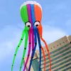 На открытом воздухе спортивные спортивные спортивные качественные 8 -метровые воздушные змея Octopus Flying Outdoor Toys мягкие безрамные кайты кальмары