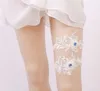 Blue Rhinstone Bridal Wedding Leg strumpeband Kvinnor strumpeband Vit broderi Sexiga strumpor 2st4399142