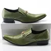 Zobairou hommes bout pointu chaussures habillées peau de crocodile hommes chaussures en cuir chaussures de mariage formelles vert mocassins à pointes grande taille