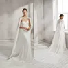 Capes de mariée chics sur mesure avec des Appliques en dentelle, Robe de soirée de mariage pour femmes, vestes de Train à balayage, boléro en mousseline de soie, enveloppes de mariage