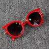 2018 Cat Eye Enfants Lunettes De Soleil Garçon Fille Mode Protection UV Lunettes De Soleil Simple Mignon Lunettes Cadre Enfant Lunettes D'été Plage Accessoires