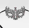 Maschera da ballo in maschera veneziana nera elegante da donna in metallo leggero Maschere da matrimonio con ballo in costume con strass rossi o blu o rosa