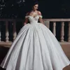 Dubai Princess Ball Gown Wedding Dress Petals Flower Beads Off Shoulder Satin Bridal Dress Charming Lace-Up Saudi Arabia Wedding Gowns Cheap