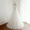 Robes de mariée robe de bal en dentelle ivoire, plus la taille sur mesure dos ouvert balayage train robe de mariée en dentelle robes de mariée ceinture étincelante