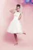 Długość kolana Vintage Satin Tulle Krótkie suknie ślubne Bez rękawów Prosty Nieformalny Recepcja Suknie Ślubne Custom