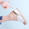 Tkn 2018 zomer platvogel flippers vrouwen slippers schoenen dames wiggen sandalen witte hoge hakken sandalen muilezels schoenen vrouw 968