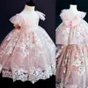 Encantadora princesa vestidos de niña de las flores para la boda apliques de encaje perlas con cuentas tul cuello en V rosa niñas desfile vestido niños ropa Formal