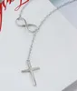 20st / lot silverpläterad kors Pendent Infinity Cross Necklace Cross Chain Halsband för kvinnor