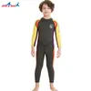 Crianças traje de mergulho 2.5MM Neoprene Wetsuit crianças para meninos das meninas mantem-se morno Uma peça protecção mangas compridas UV Swimwear