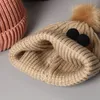 Hatt baby barn baby cap söt boll keps hålla varma vinter hattar stickad ull hemming tecknad hatt tjockma varm kepsar