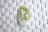 Handgeschnitzt – Shaanxi Lantian County – weiße fliegende gelbe Jade, chinesische 12 (chinesische Tierkreiszeichen) Ratte – elliptischer Charm-Halskettenanhänger (Amulett)