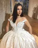 Abito da sposa a trapezio principessa Dubai Vedere attraverso il collo gioiello Perle Abiti da sposa con applicazioni di perline Abiti da sposa eleganti in raso con strascico