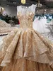 Gorgeous Golden Dubai Bröllopsklänningar Sparkly Sequins Crystal Lace Sheer Back Wedding Gown Luxury Chapel Train Vestido de Novia Bröllop Dres