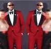 Ternos dos homens vermelhos com Bowtie preto 2017-2018 smoking do noivo do casamento (paletó + Bow + Calças) Ternos dos homens Custom Made Formal Terno Para Casamento Bestmen
