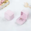 Bulk 11 Kleur Fluwelen Sieraden Geschenkdozen voor Ringen Bruiloft Engagement Paar Sieraden Verpakking Square Show Case Box 55 * 50 * 43mm