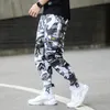 Moda camuflagem estilo punk homens corredor calças juventude streetwear hip hop jeans homens grandes bolso cargo calças harem calças homme