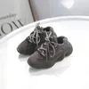 lacets de chaussures pour bébés