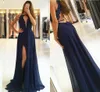 Billiga sida Split Prom Klänningar Halter V-Neck Lace 30D Chiffon Backless Aftonklänningar Lång elegant Formell Klänning Party Enkel Blå Klänning