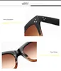 Moda Gafas de sol Marcos Mujeres de lujo Diseñador de la marca Estampado de leopardo Ojos de gato Estilo de verano Marco de gran tamaño Gafas de sol de calidad superior Lente de recubrimiento