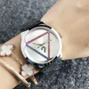 Fashion Brand Women's Girl Kleurrijke kristallen driehoek stijl wijzerplaat Metalen stalen band quartz polshorloge GS13