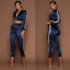 Kvinnors Tracksuits Kvinnor Vår Sommar Sport Kläder Satser Korta Stripes Jackor Grödor Byxor 2st Passar Slim Passar Casual Outfits11