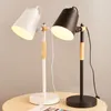 Moderna lampada da tavolo regolabile in stile europeo AC 90-260V Lampada da tavolo per personalità creativa per soggiorno