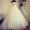 2019 Princess A-line Wedding Dresses Strapless Sleeveless Vintage Lace Appliques Puffy Tulle Ball Gown Bridal Gowns Corset Back