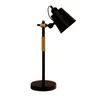 Moderna lampada da tavolo regolabile in stile europeo AC 90-260V Lampada da tavolo per personalità creativa per soggiorno