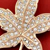 Nowa marka Projekt Kryształ Diament Liść Klonowy Broszki Dla Kobiet Los Luksusowy Rhinestone Broszka Pin 18k Pozłacane Biżuteria Dress Corsage