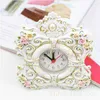 TUDA-Reloj de mesa de estilo coreano de 4 pulgadas, reloj de mesa romántico de resina con tallado de rosas para decoración de dormitorio, reloj de mesa 230Z