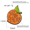 Miss Zoe Cartoon Peach Emaille Pins Fruit Peachy Badge Broche Revers Pin voor Denim Jas Shirt Tas Leuke Sieraden Gift Meisjesvriend