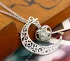 The Moon Heart Hanger Necklace Noctilutence Glow in Dark Essential Oil Diffuser Ketting Medaillons Kettingen Jewlery for Women