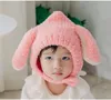 Cartone animato animale coniglietto orecchie lunghe cappello oggetti di scena per foto del bambino peluche caldo berretto invernale per bambini carino cappuccio per bambini