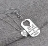 Il y a cette fille qu'elle a volé mon coeur, elle m'appelle DADDY Daddy's Girl Heart Pendentif Necklacekeychain Cadeau du père Bijoux Colliers