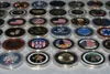 Los mit 20 Münzen, U S Military Challenge Coin Collection – Navy Air Force Green Beret Armor Of God Challenge Coin, zufälliger Versand m305d