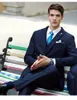 Brand New Navy Blue Men 3 pezzi Suit Smoking da sposa Smoking da sposo eccellente Risvolto a punta Giacca da uomo a due bottoni (giacca + pantaloni + cravatta + gilet) 504