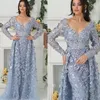 Amazing Full Appliques Prom Dresses 2019 Låg halsringning Se genom långa ärmar Kvällar Lace Overskirts Style Mor of Bride Dress