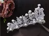 2020 웨딩 크라운 패션 신부 헤드 ​​피스 헤어 액세서리 진주 신부 크라운 Tiaras Head Jewelry Rhidone Bridal Tiara Headb4311666