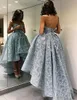 2018 Prom Klänningar Sweetheart High Low Lace Appliques 3D Flowers Ball Gown Puffy Party Dress Plus Size Light Sky Blue Backless Aftonklänningar