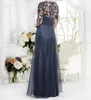 Vintage Navy Blue Mother of the Bride Groom Dress 3/4 ärmar Applices Spets A-Line V-Neck Long Custom Made Winter Evening Party Prom Gowns