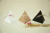 Boîtes à bonbons en papier Triangle 11x13cm, boîte-cadeau pour mariage, anniversaire, boîtes d'emballage de chocolat, vente en gros