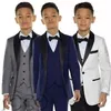 traje completo para niños