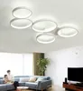 원형 LED 천장 조명 5 고리 샹들리에 조명 디 밍이 가능한 플러시 마운트 빛 거실 침실 주방