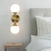 Bola de vidro lâmpada de parede moderna parede de ouro luz nórdica corredor simples corredor restaurante quarto bedside sconces