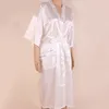 Erkek Pijama Siyah Erkekler Seksi Sahte Ipek Kimono Bornoz Elbisesi Çin Tarzı Erkek Robe Gecelik Pijama Artı Boyutu S M L XL XXL XXXL1