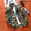 Nova moda masculina militar camuflagem jaqueta zíper pé colarinho outono masculino / jaqueta de inverno casaco de ferramentas militares